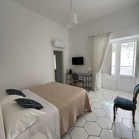 Casa Elisa קאפרי